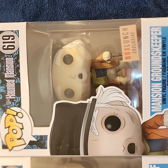 Bundle Of 2-Funko Haunted Mansion Alexander Nitrokoff and Groundskeeper Figures - Picture 3 of 3